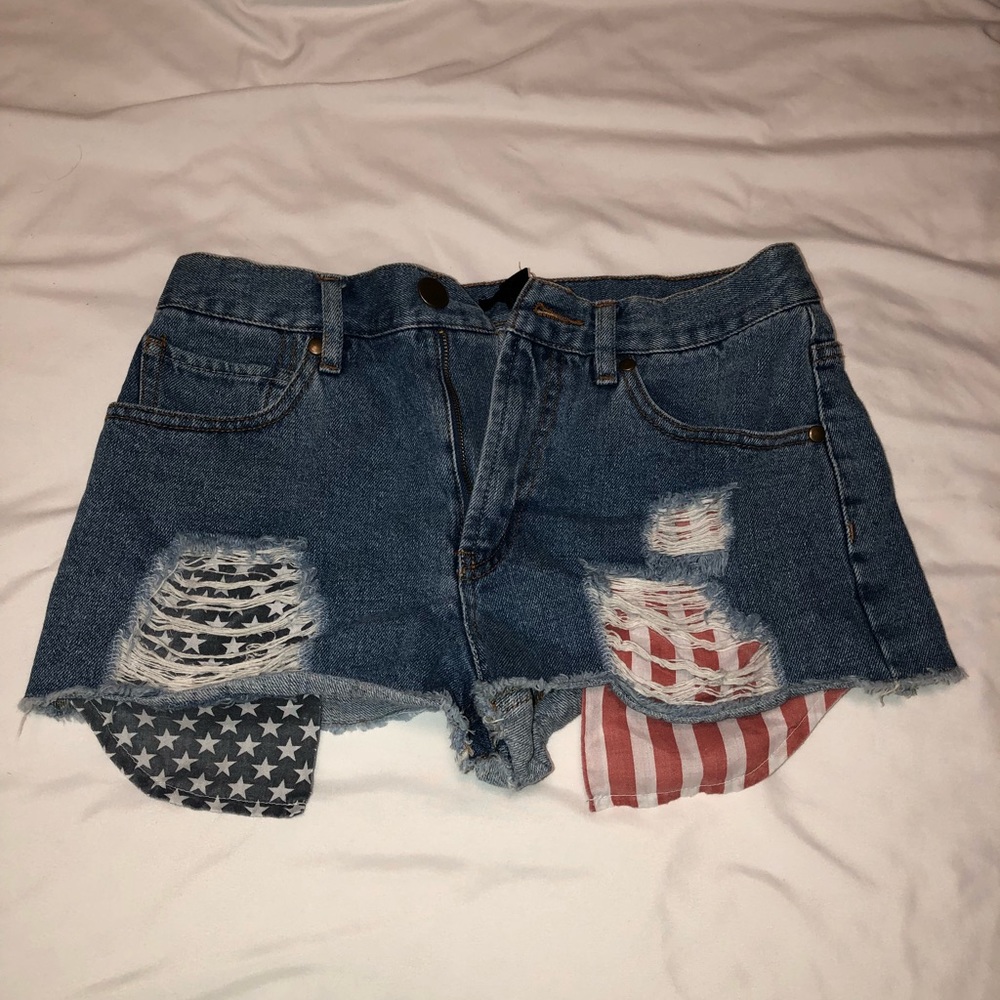 Patriotic jean cut off shorts